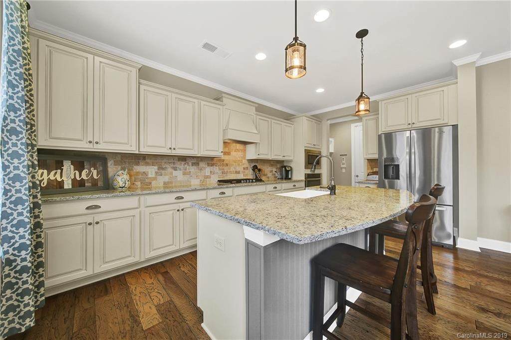 15334 Oleander Drive - Photo 1