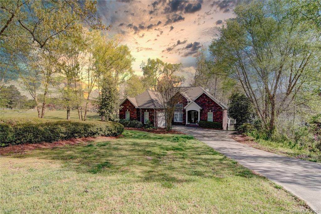 15609 Arrowood Drive - Photo 1