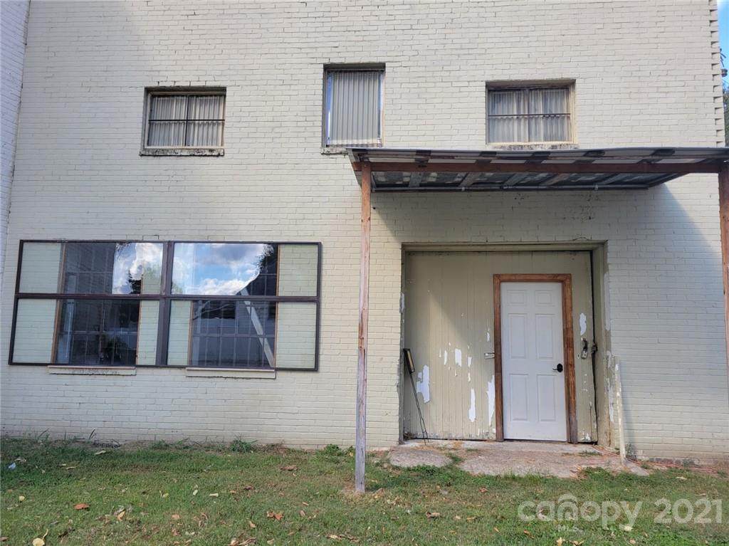 220 Cedar Street - Photo 1