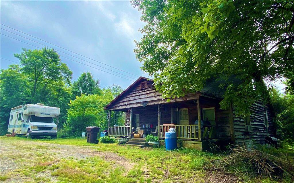 2919 Countryside Drive - Photo 1