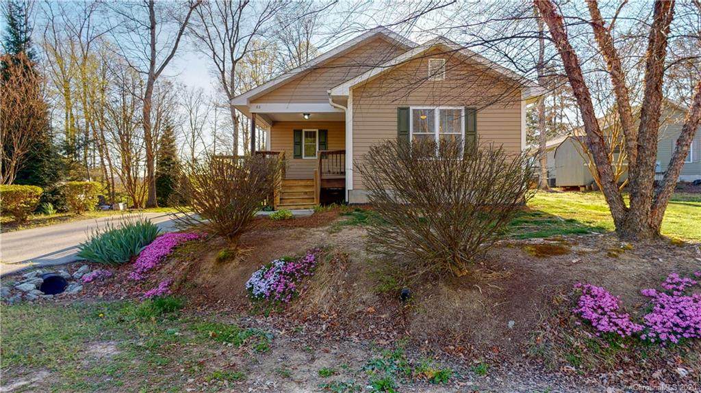 82 Victoria Springs Drive - Photo 1