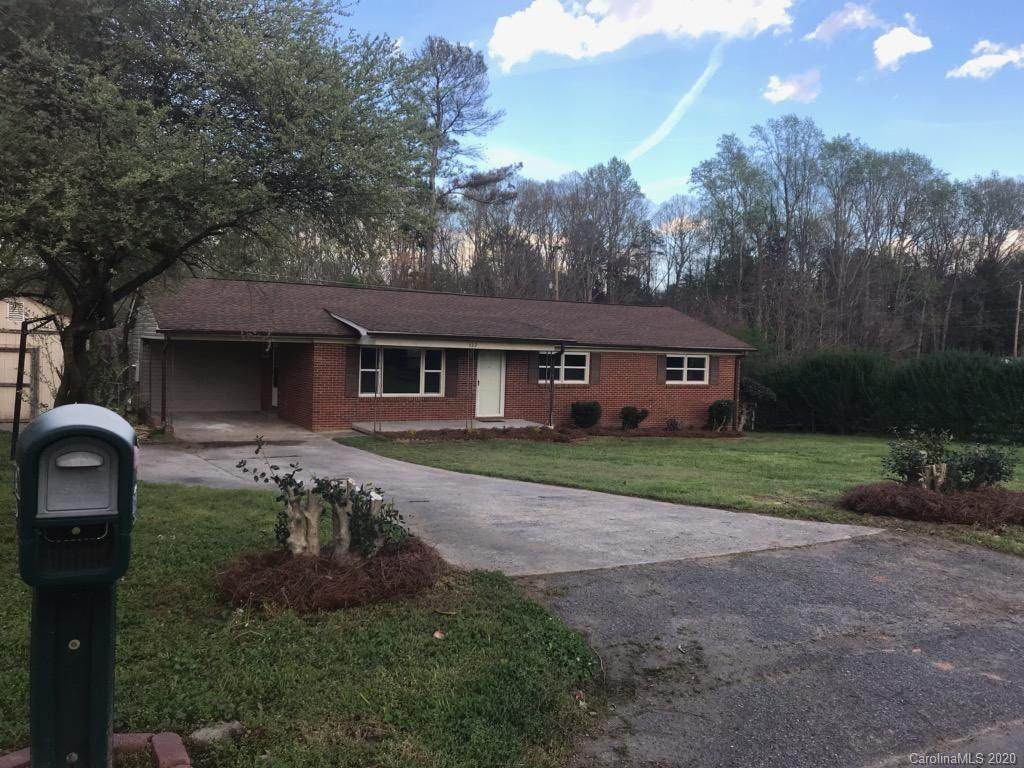 2522 Fairgreen Drive - Photo 1