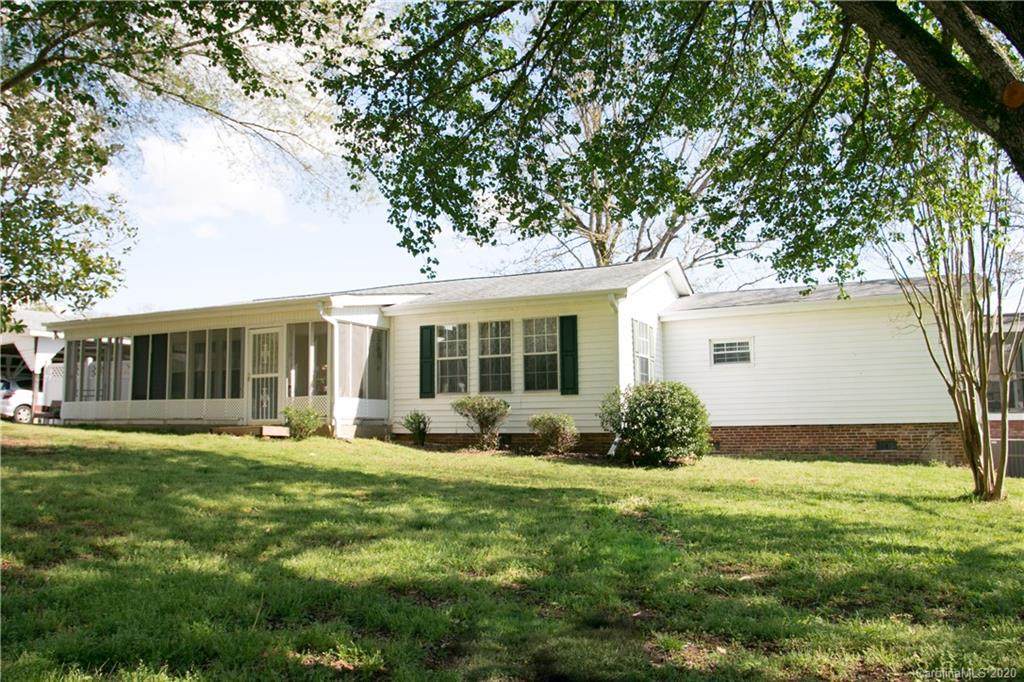 433 Lancaster Estate Road - Photo 1