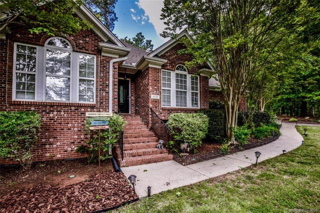 4559 Lake Shore Road - Photo 1