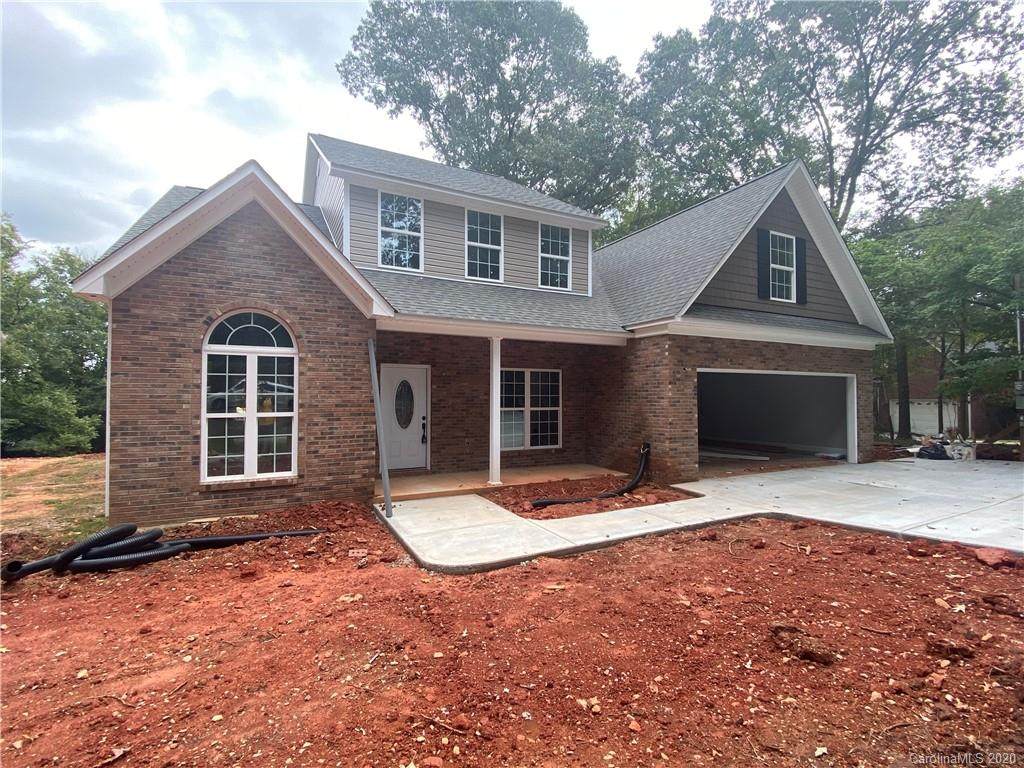 1010 Myers Circle - Photo 1