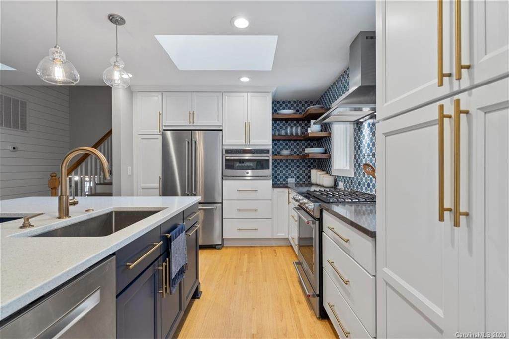 4024 Tyndale Avenue - Photo 1