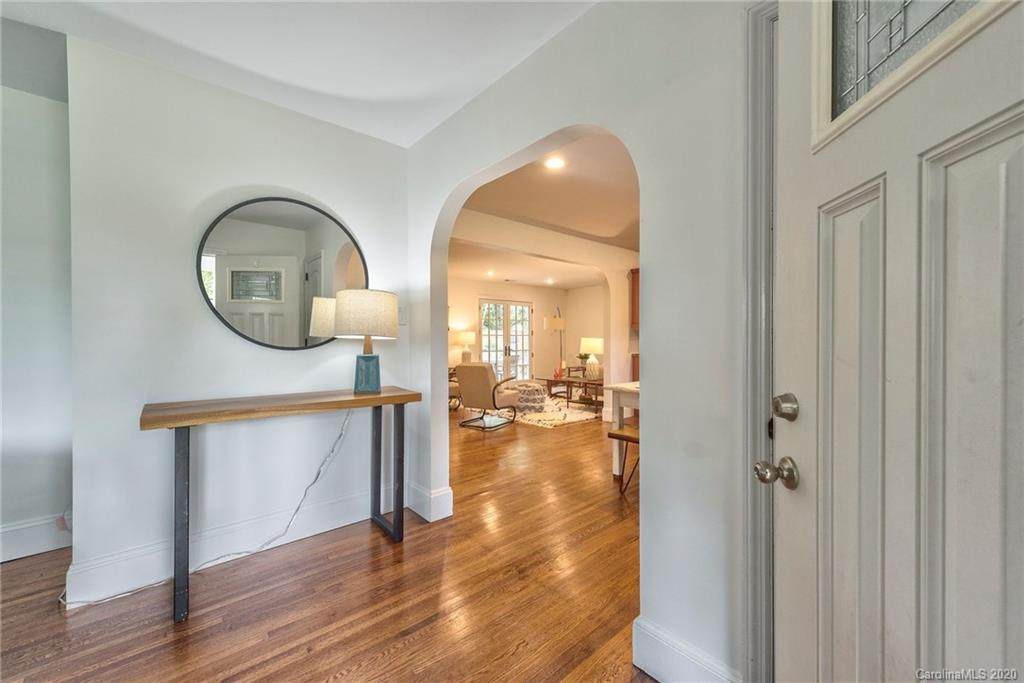 2711 Palm Avenue - Photo 1