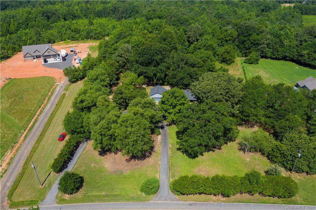 1275 Sloan Road - Photo 1