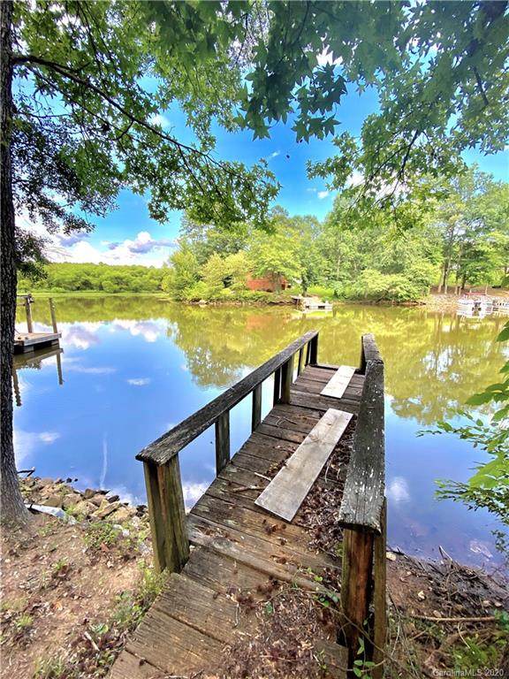 415 Lake Wylie Road - Photo 1
