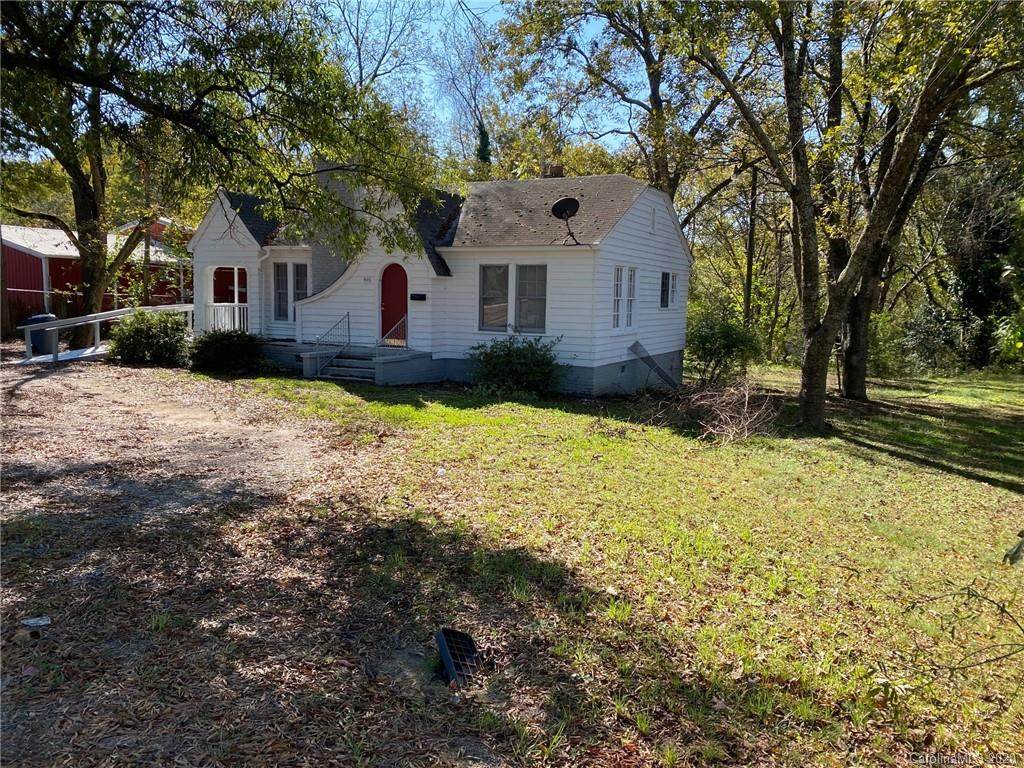 905 C Street - Photo 1