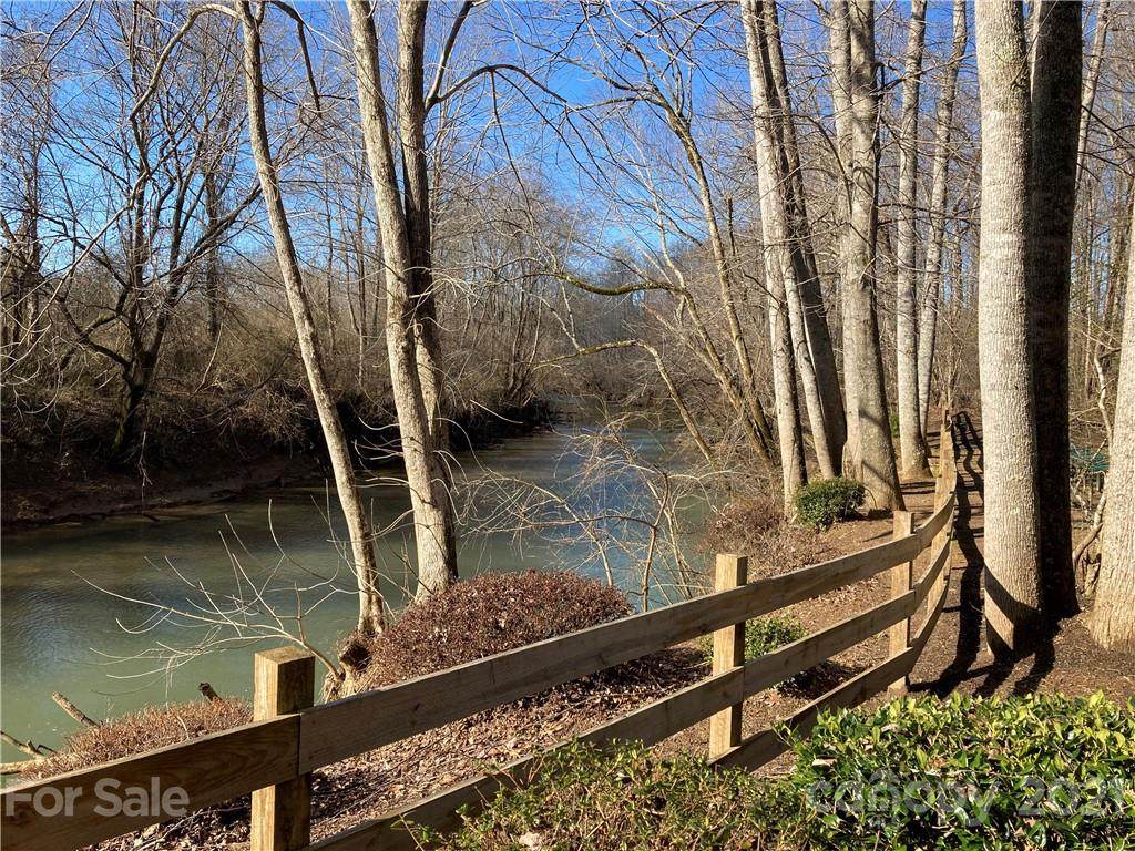 00 River Crest Parkway - Photo 1