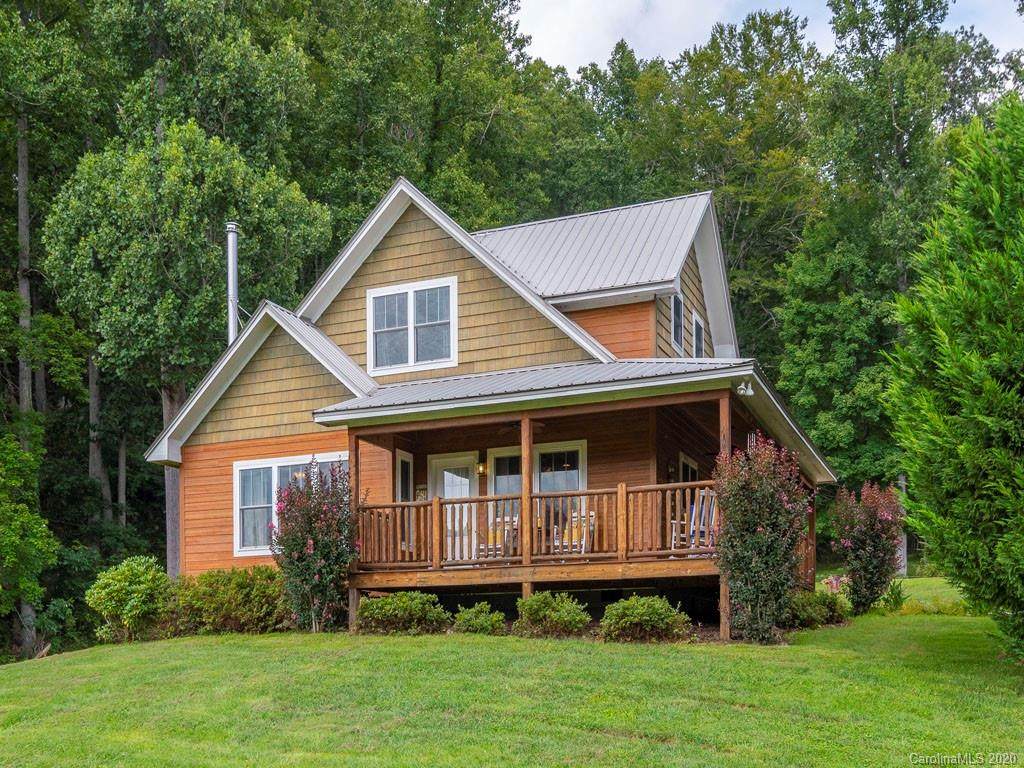 145 Sugarbush Lane - Photo 1
