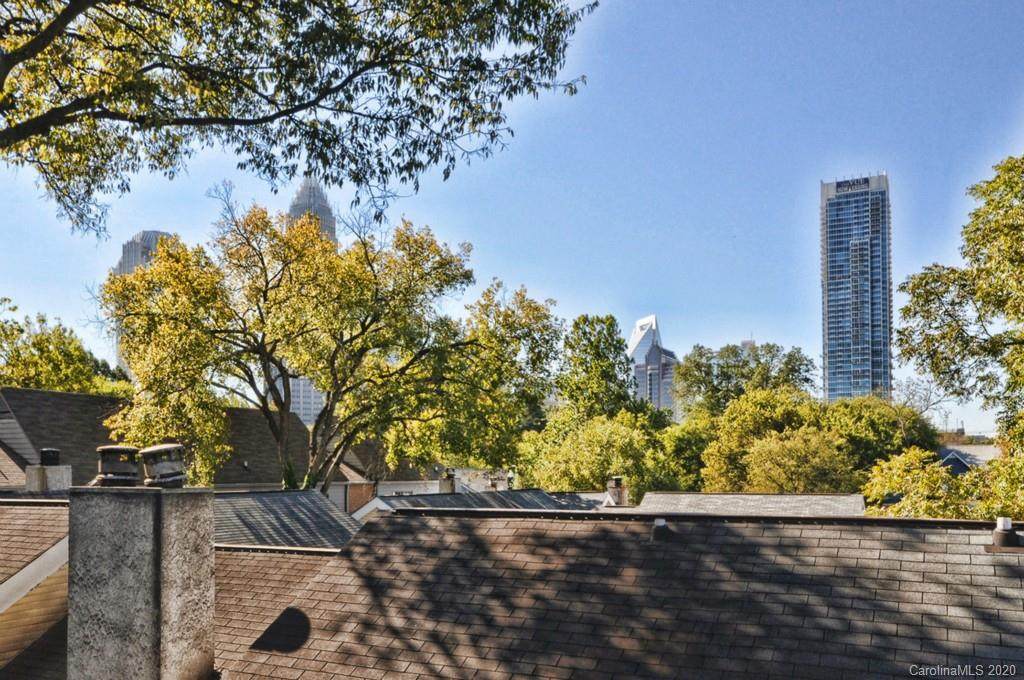 611 Pine Street - Photo 1