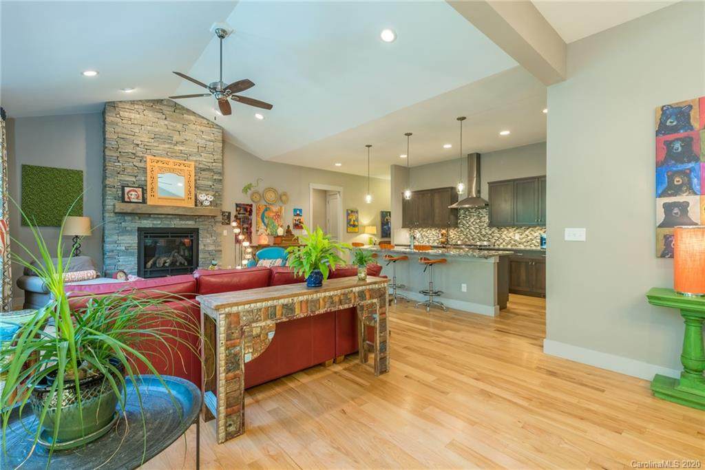 122 Cisco Road - Photo 1