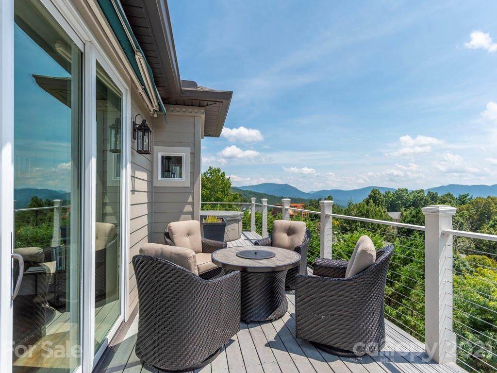 7 Sunset View - Photo 1