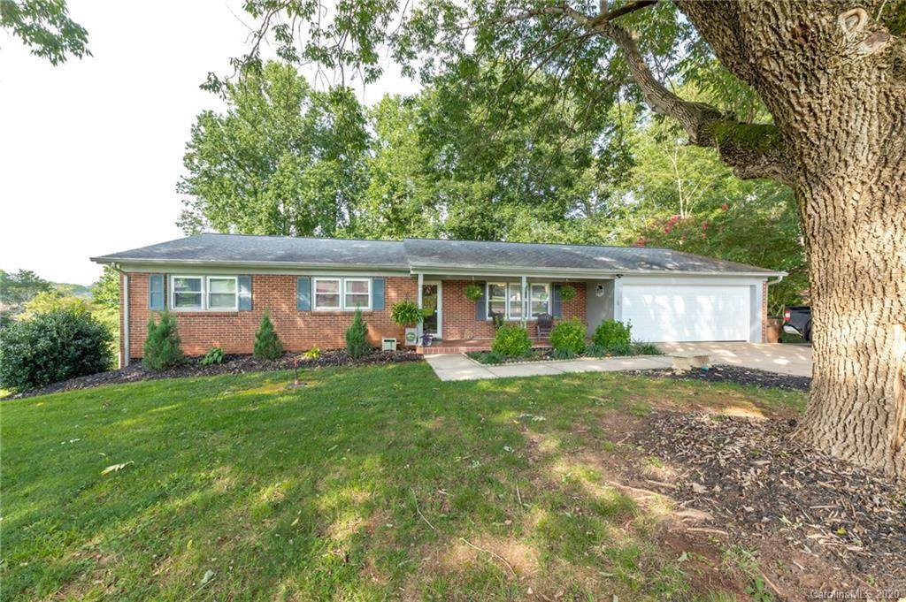 806 Hill Street - Photo 1