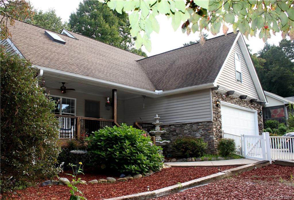 102 Brookside Avenue - Photo 1