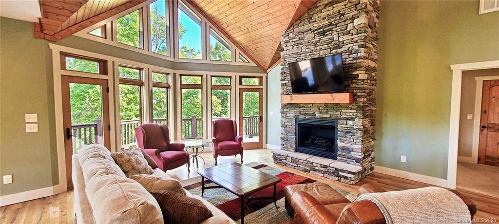 1363 Round Mountain Parkway - Photo 1