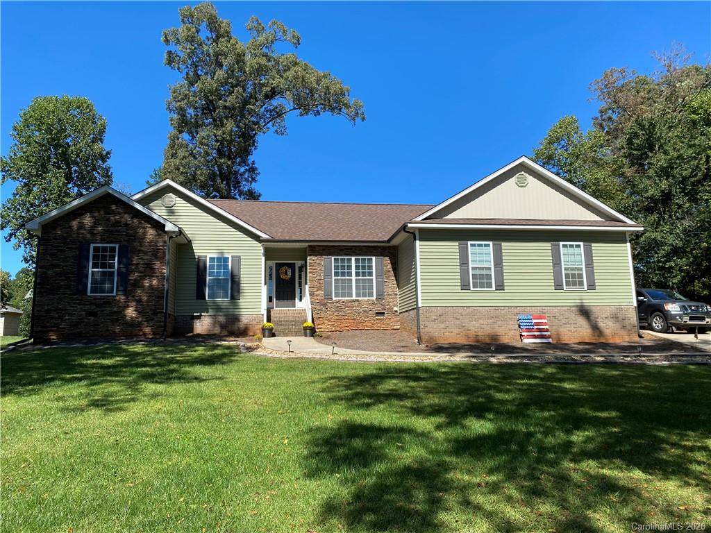 125 Upper Oak Drive - Photo 1