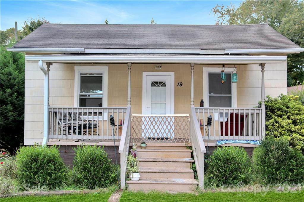 19 Circle C Street - Photo 1