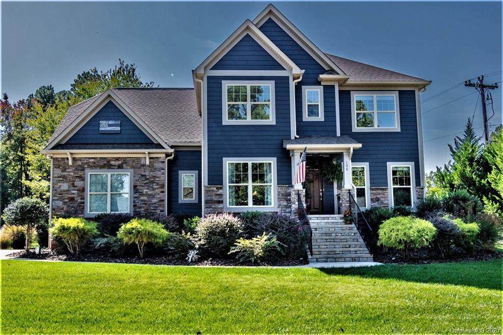 106 Lakeshore Hills Drive - Photo 1