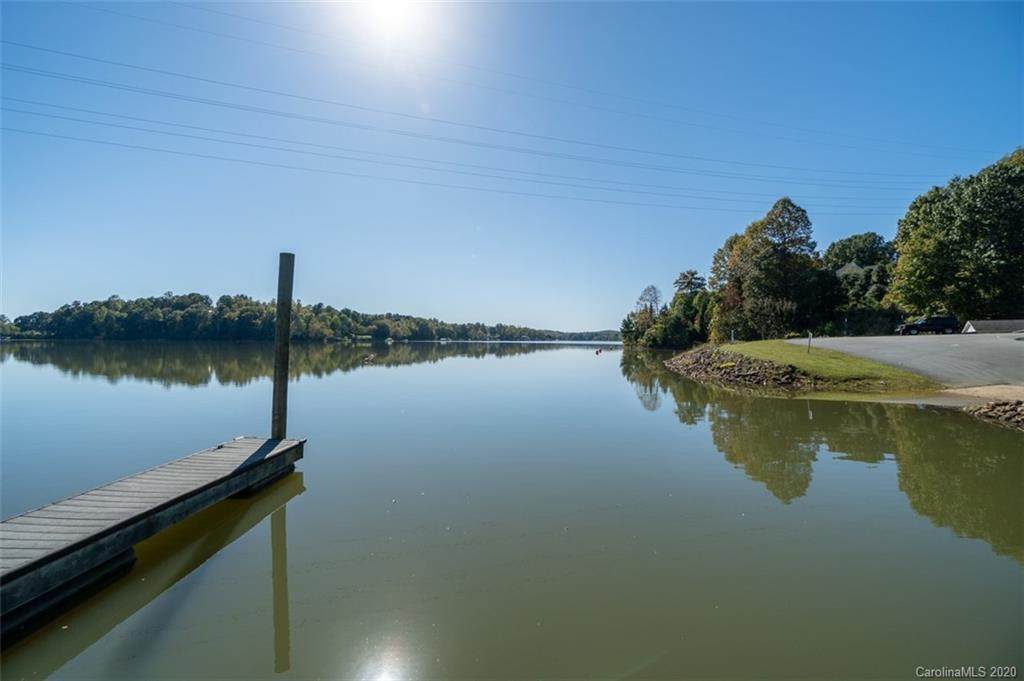135 Gardner Point Drive - Photo 1