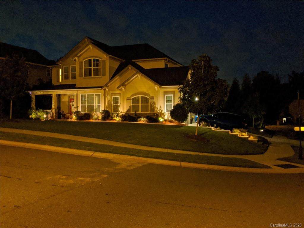 1066 Shelly Woods Drive - Photo 1