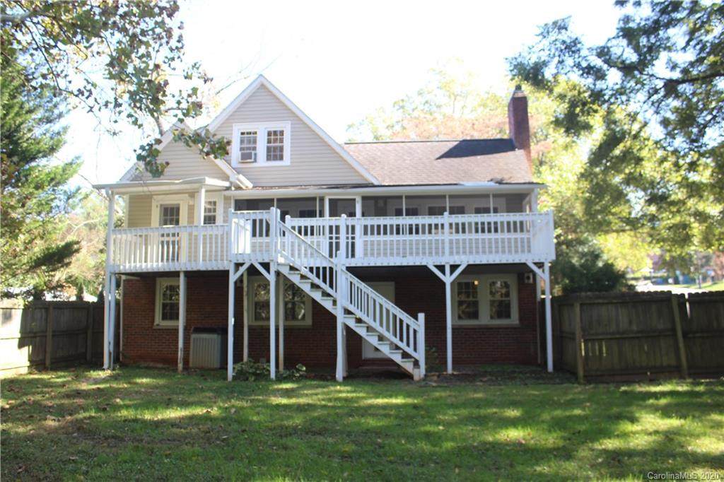 511 2nd Street - Photo 1