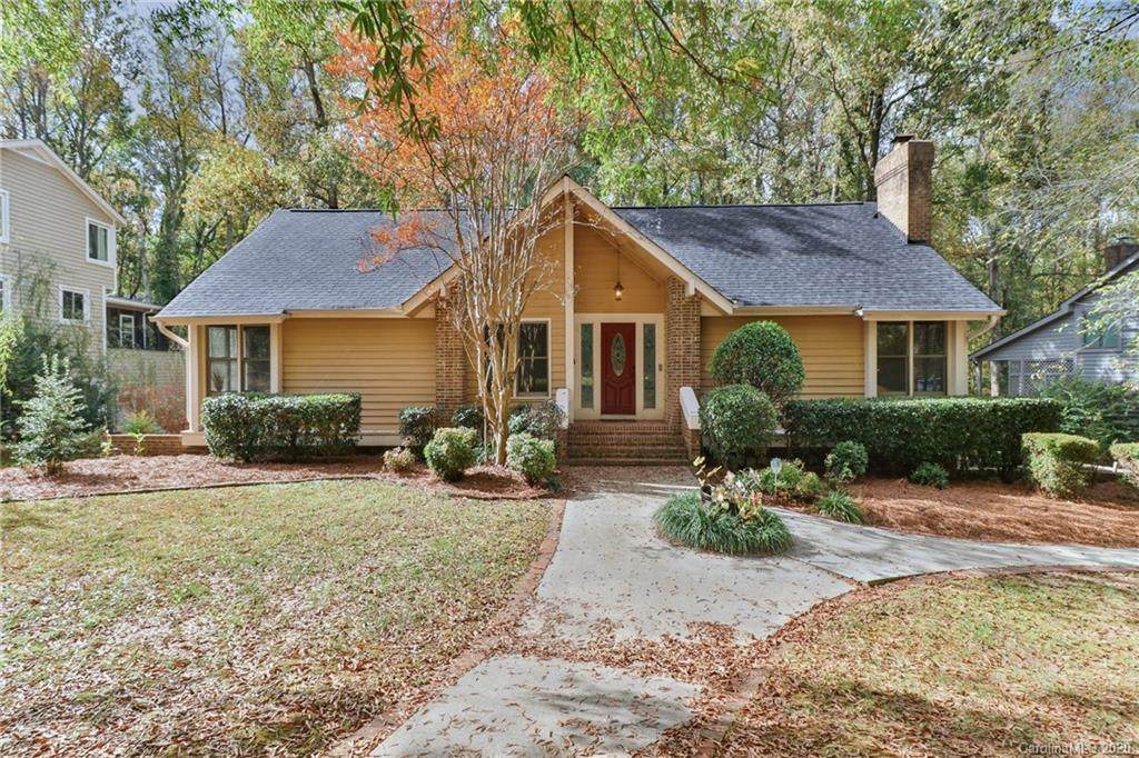 9318 Hunting Court - Photo 1