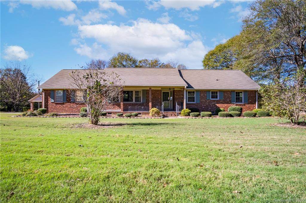 3266 Pinetuck Lane - Photo 1