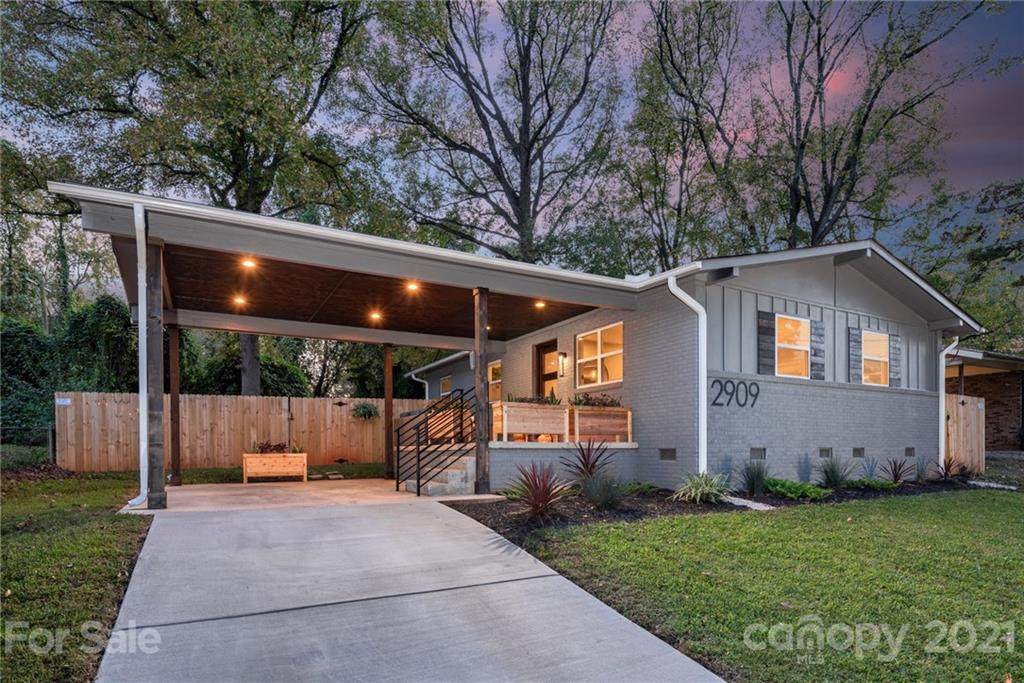 2909 Ravencroft Drive - Photo 1