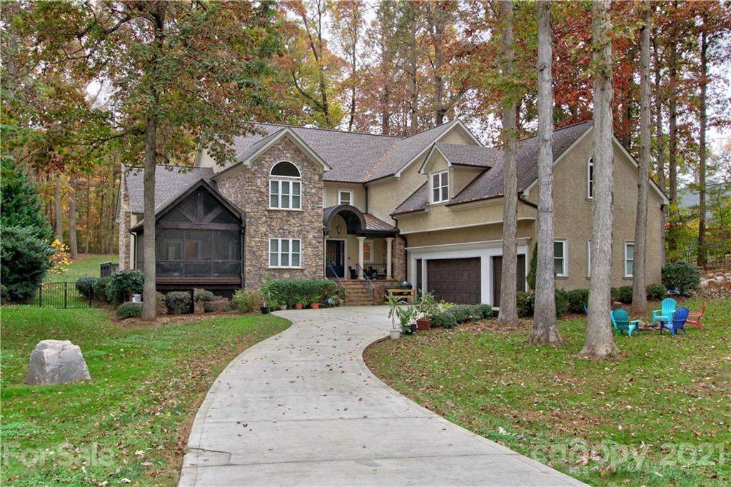 471 Greenbay Road - Photo 1