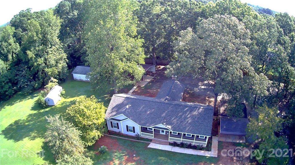5221 Mt Holly Huntersville Road - Photo 1