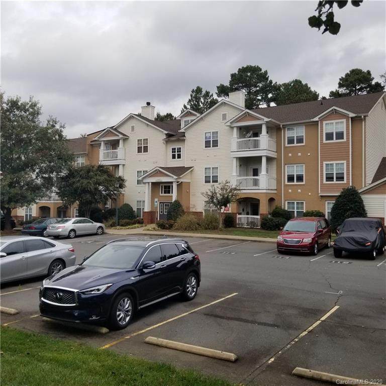 16318 Redstone Mountain Lane - Photo 1