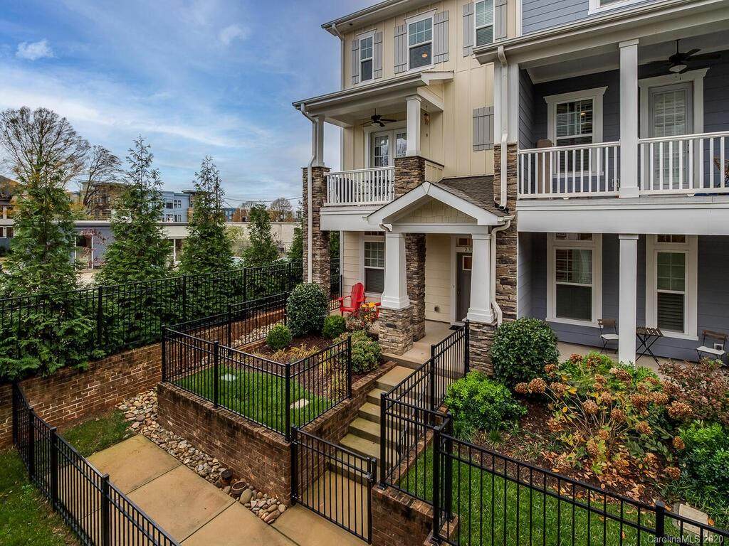 2327 Crockett Park Place - Photo 1