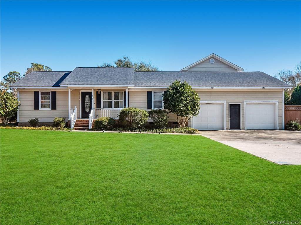 203 Elm Street - Photo 1