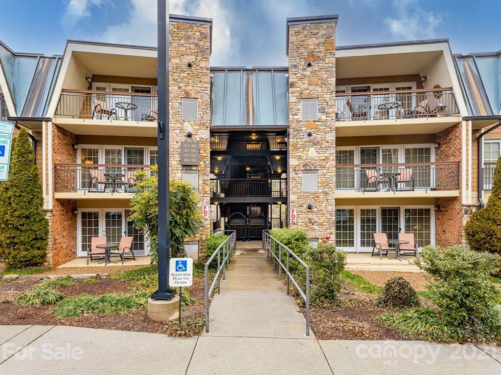313 Bowling Park Road - Photo 1
