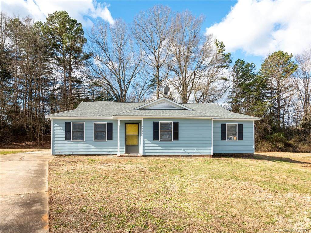 9000 Gladden Court - Photo 1