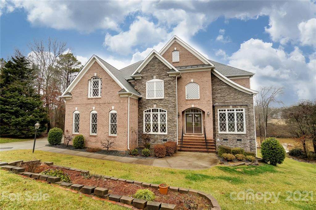 957 Hickory Stick Drive - Photo 1