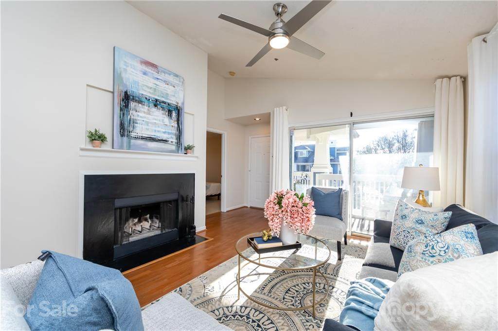 2210 Sumner Green Avenue - Photo 1