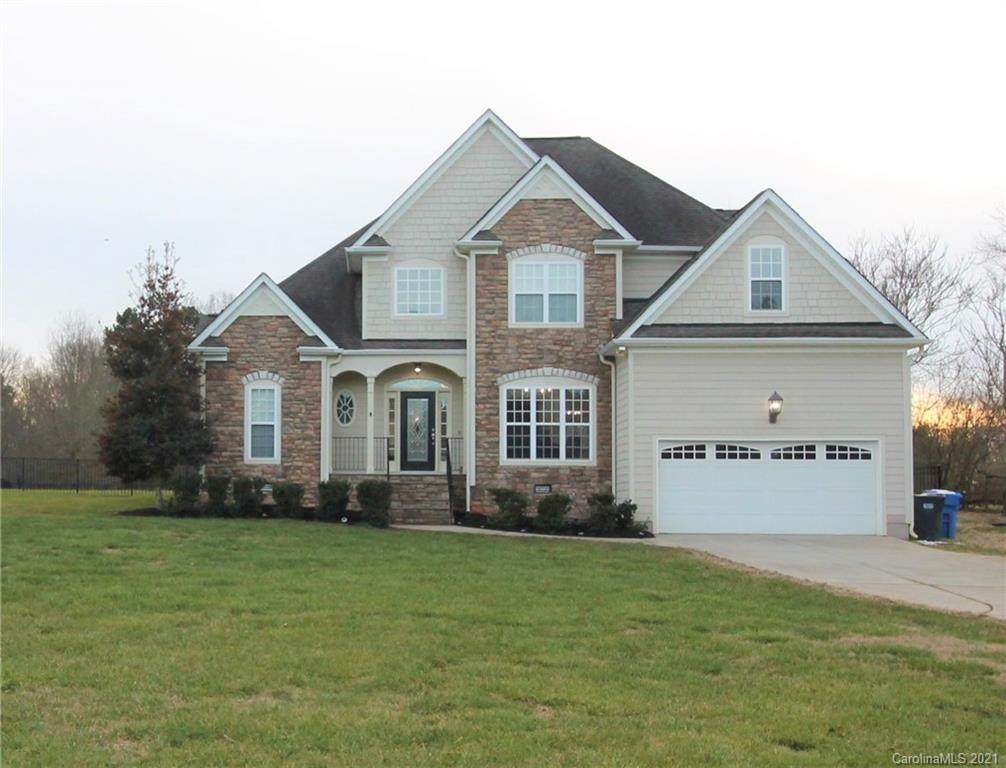 490 Hicks Creek Road - Photo 1
