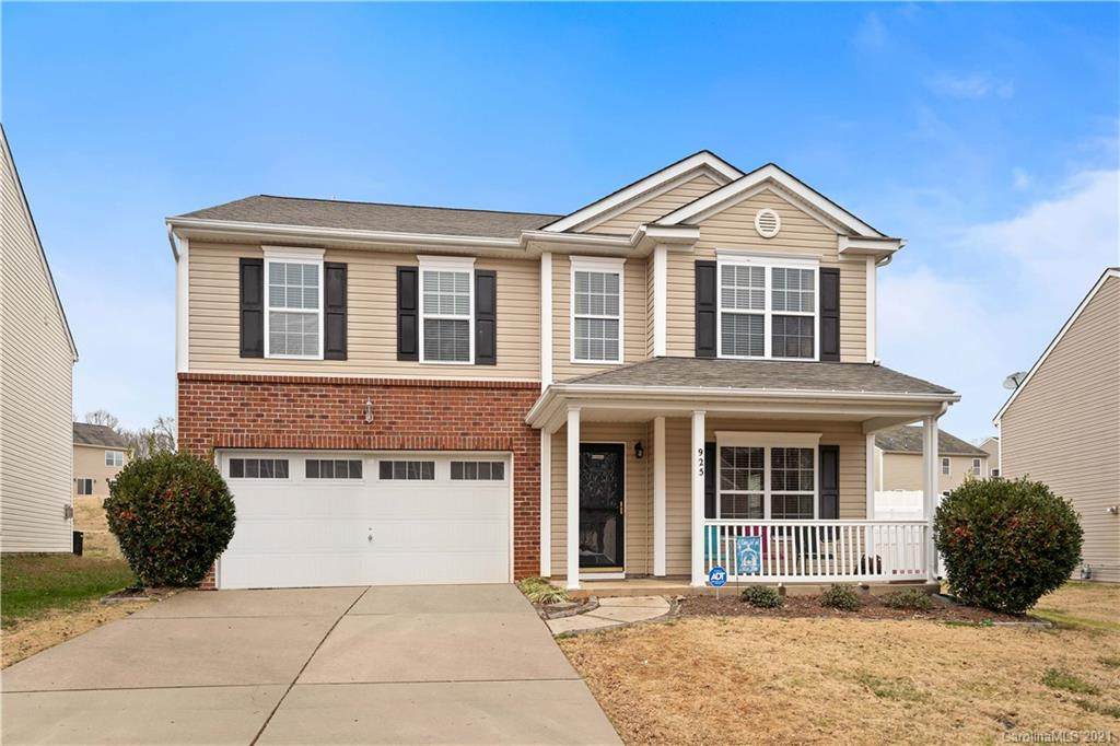 925 Silverberry Street - Photo 1