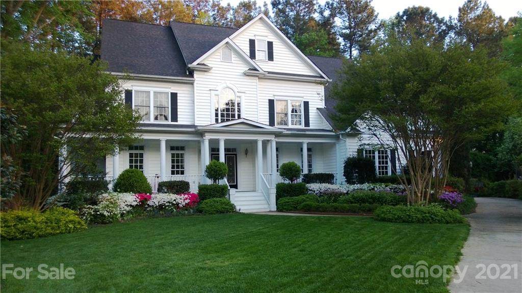 4404 Shadow Cove Lane - Photo 1