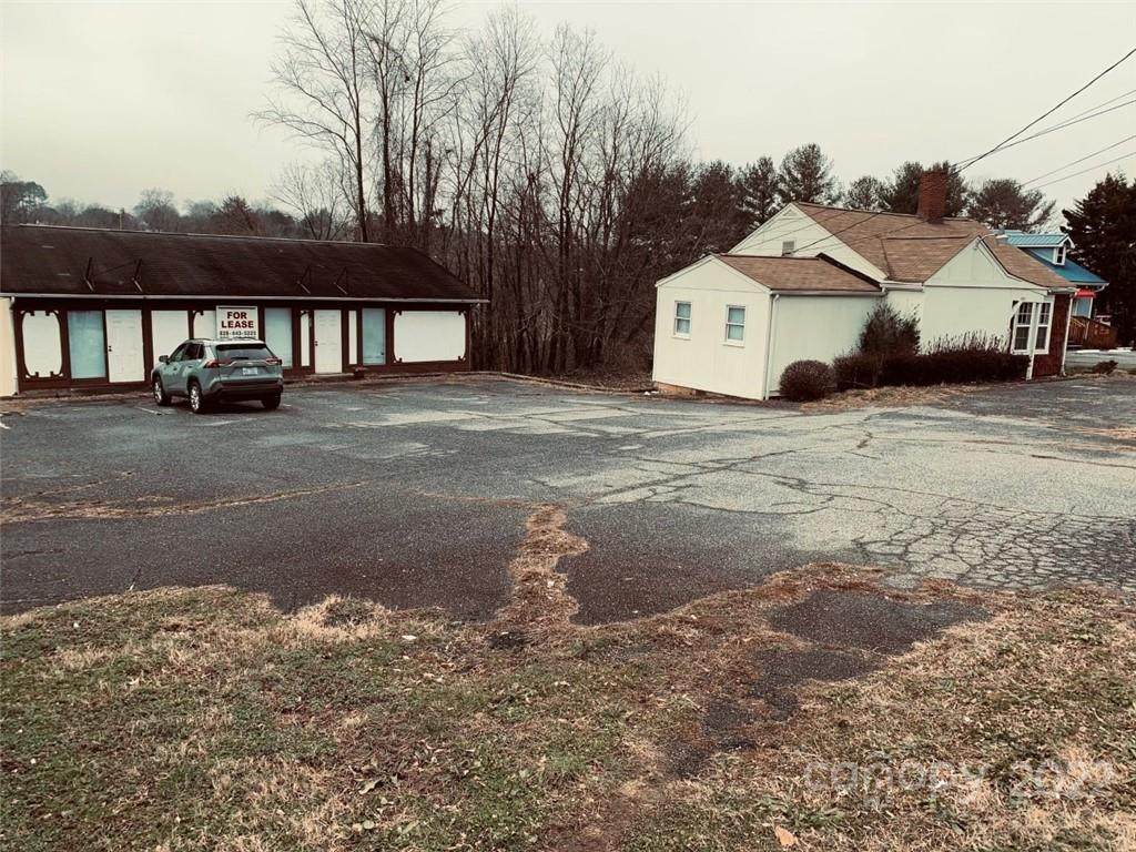 803-805 Fleming Drive - Photo 1