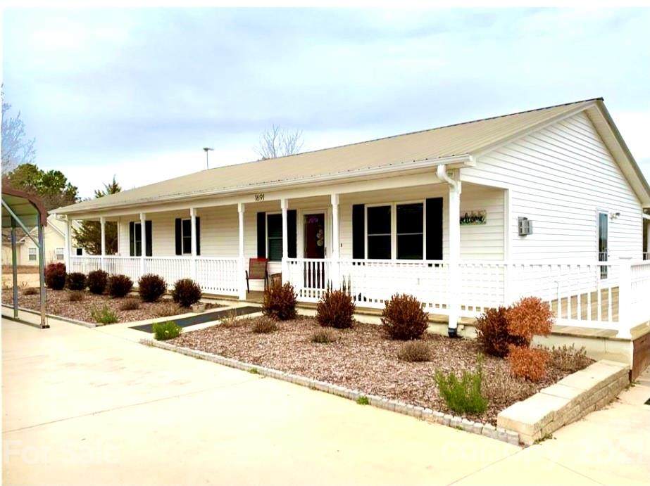 1691 Kool Park Road - Photo 1