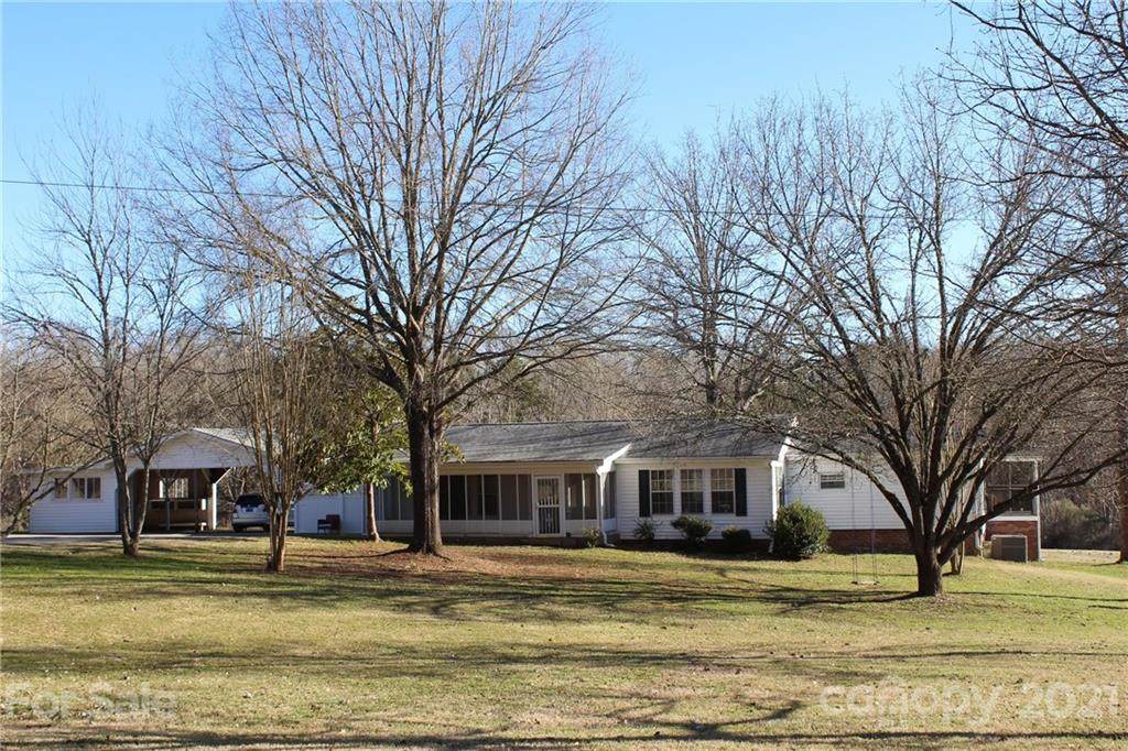 433 Lancaster Estate Road - Photo 1