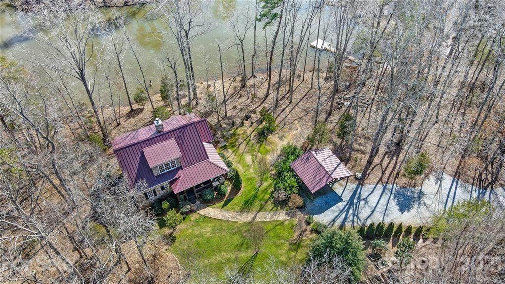 858 Laurelwood Drive - Photo 1