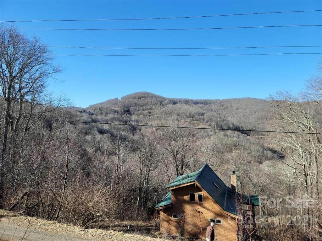 18 Zebulon Lane - Photo 1