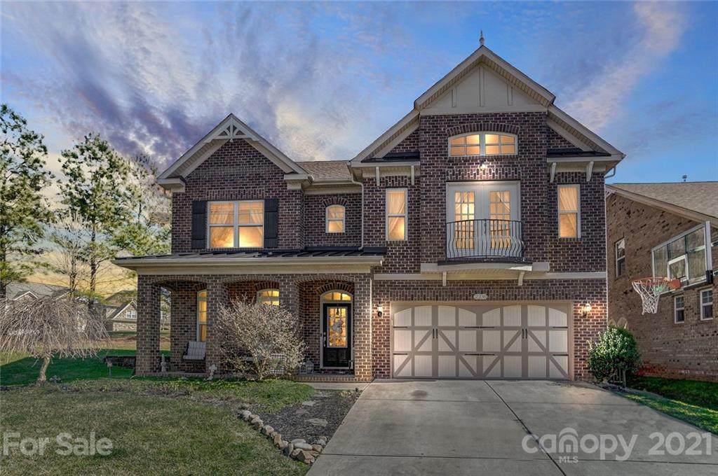 2236 Barrowcliffe Drive - Photo 1
