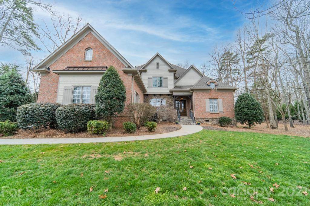 178 Shelburne Place - Photo 1